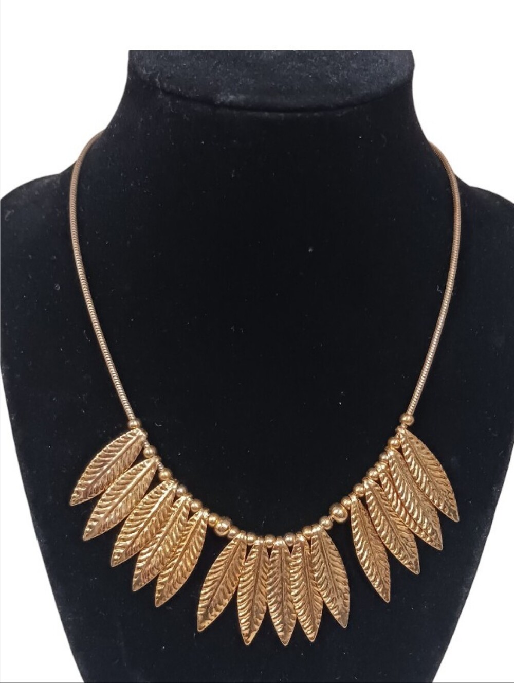 Vintage Art Deco Snake Chain Golden Leaf Collar Necklace